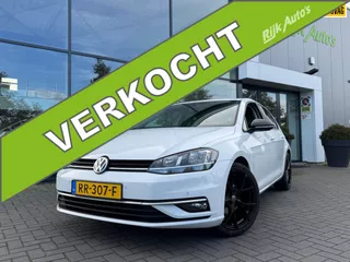Volkswagen Golf 1.0 TSI * Massage Stoel * Camera * Carplay * Stoelverwarming
