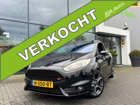 Ford Fiesta 1.6 ST2 * Camera * Recaro * Stoelverwarming * Clima