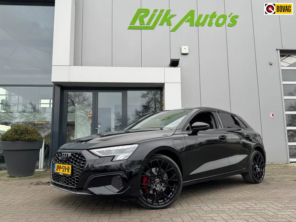 Audi A3 Sportback 40 TFSI e Advanced * Matrix Led * Stoelverwarming * Keyless