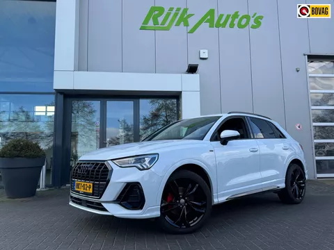 Audi Q3 35 TFSI 3X S-Line* Keyless * Matrix Led * Camera * Carplay