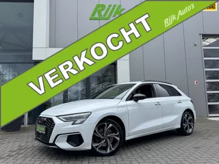 Audi A3 Sportback 40 TFSI e * Black Pack * Dealer Onderhouden * Stoelverwarming * Matrix Led