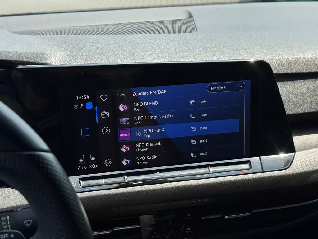 Volkswagen Golf 2.0 TSI GTI * Camera * Stoel + Stuur Verwarming * Carplay * IQ Light Volkswagen Golf 2.0 TSI GTI * Camera * Stoel + Stuur Verwarming * Carplay * IQ Light