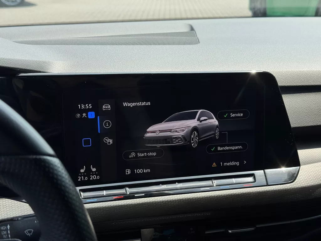 Volkswagen Golf 2.0 TSI GTI * Camera * Stoel + Stuur Verwarming * Carplay * IQ Light Volkswagen Golf 2.0 TSI GTI * Camera * Stoel + Stuur Verwarming * Carplay * IQ Light