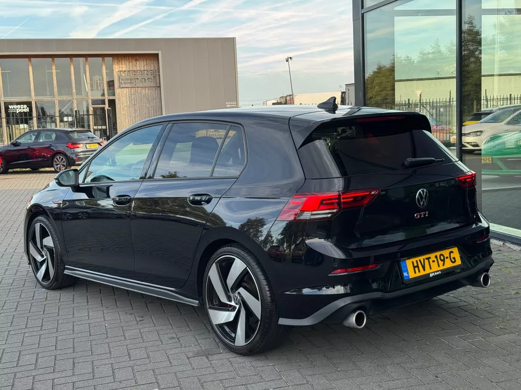 Audi Q2 30 TFSI Sport * Virtual Cockpit * Stoelverwarming * Trekhaak Audi Q2 30 TFSI Sport * Virtual Cockpit * Stoelverwarming * Trekhaak