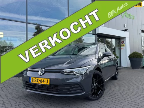 Volkswagen Golf 1.0 eTSI Life * Camera * Stoel + Stuur verwarming * ACC