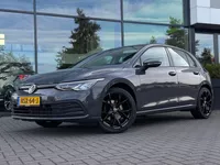 Volkswagen Golf 1.0 eTSI Life * Camera * Stoel + Stuur verwarming * ACC Foto