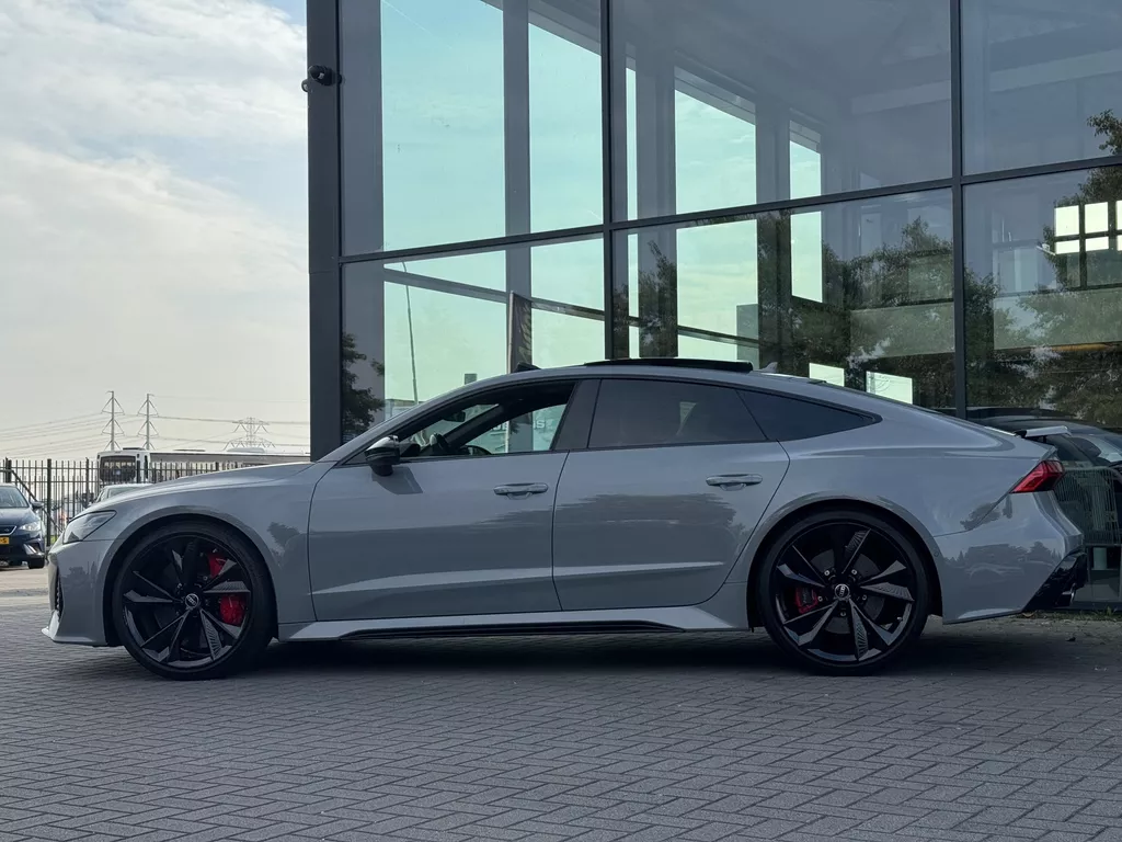 Audi A7 Sportback 4.0 TFSI RS 7 quattro * Nardo * Pano * Laser Audi A7 Sportback 4.0 TFSI RS 7 quattro * Nardo * Pano * Laser