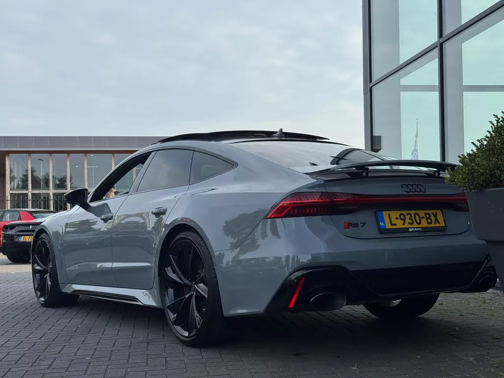Audi A7 Sportback 4.0 TFSI RS 7 quattro * Nardo * Pano * Laser Audi A7 Sportback 4.0 TFSI RS 7 quattro * Nardo * Pano * Laser