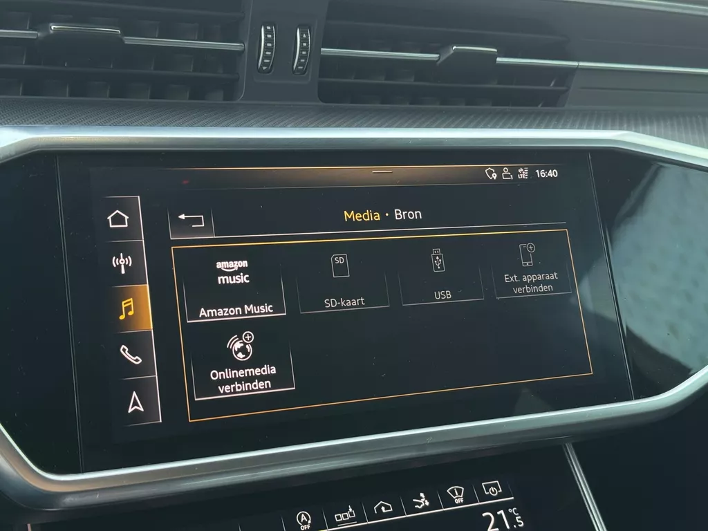 Audi A7 Sportback 4.0 TFSI RS 7 quattro * Nardo * Pano * Laser Audi A7 Sportback 4.0 TFSI RS 7 quattro * Nardo * Pano * Laser