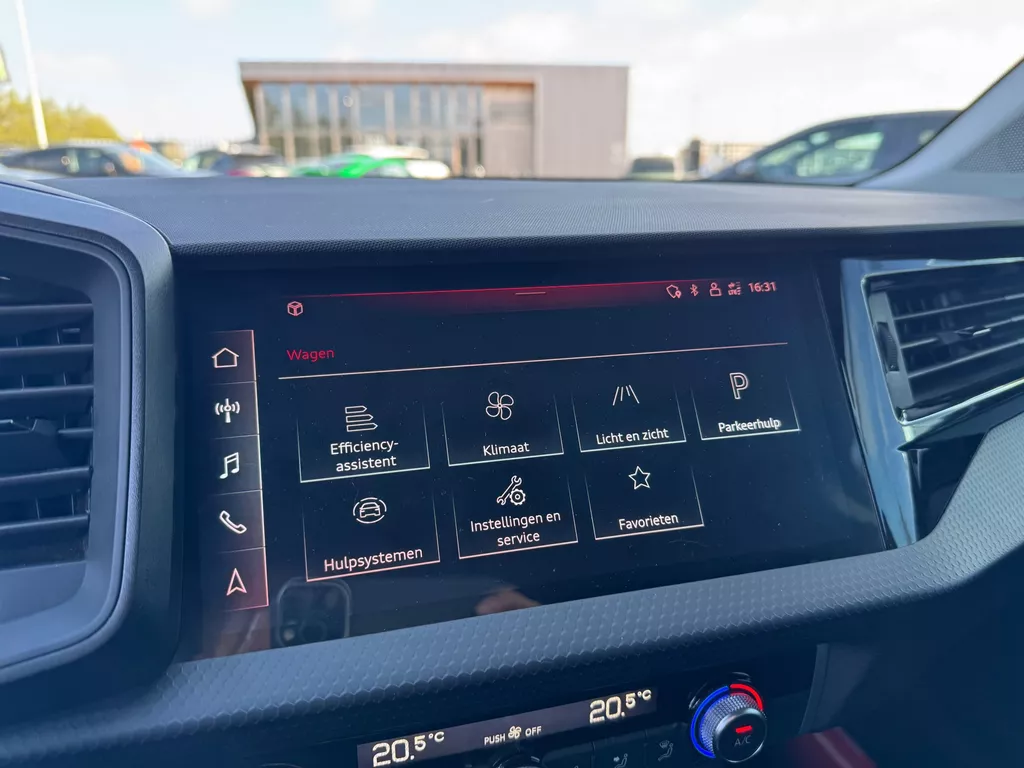 Audi A1 SPORTBACK 25 TFSI Edition S- Line * Carplay * Led * Automaat Audi A1 SPORTBACK 25 TFSI Edition S- Line * Carplay * Led * Automaat