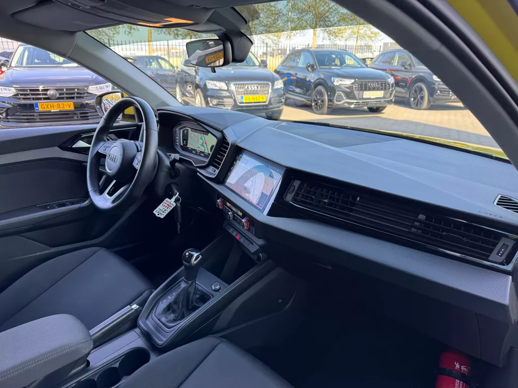 Audi A1 SPORTBACK 25 TFSI Edition S- Line * Carplay * Led * Automaat Audi A1 SPORTBACK 25 TFSI Edition S- Line * Carplay * Led * Automaat