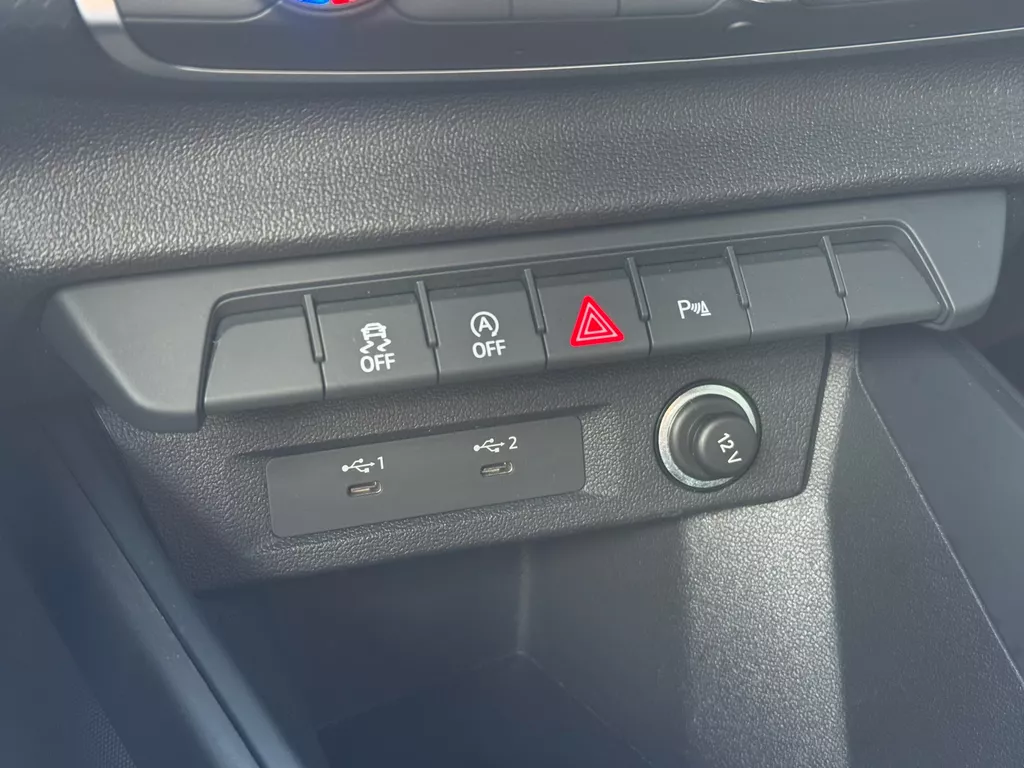 Audi A1 SPORTBACK 25 TFSI Edition S- Line * Carplay * Led * Automaat Audi A1 SPORTBACK 25 TFSI Edition S- Line * Carplay * Led * Automaat