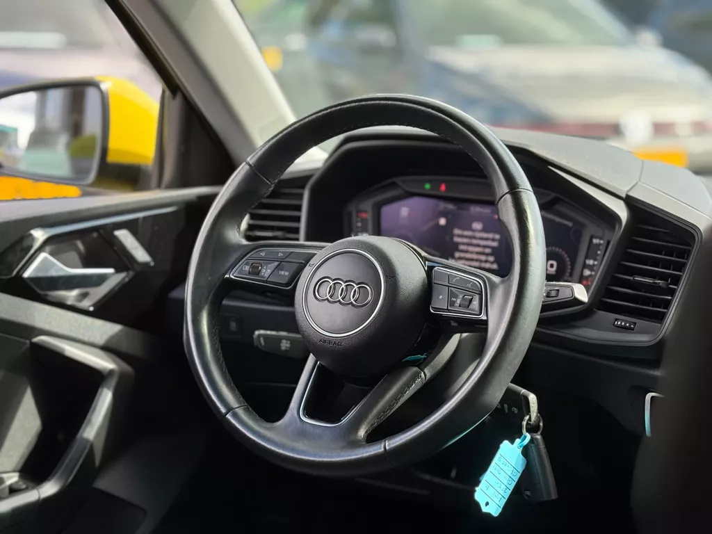 Audi A1 SPORTBACK 25 TFSI Edition S- Line * Carplay * Led * Automaat Audi A1 SPORTBACK 25 TFSI Edition S- Line * Carplay * Led * Automaat