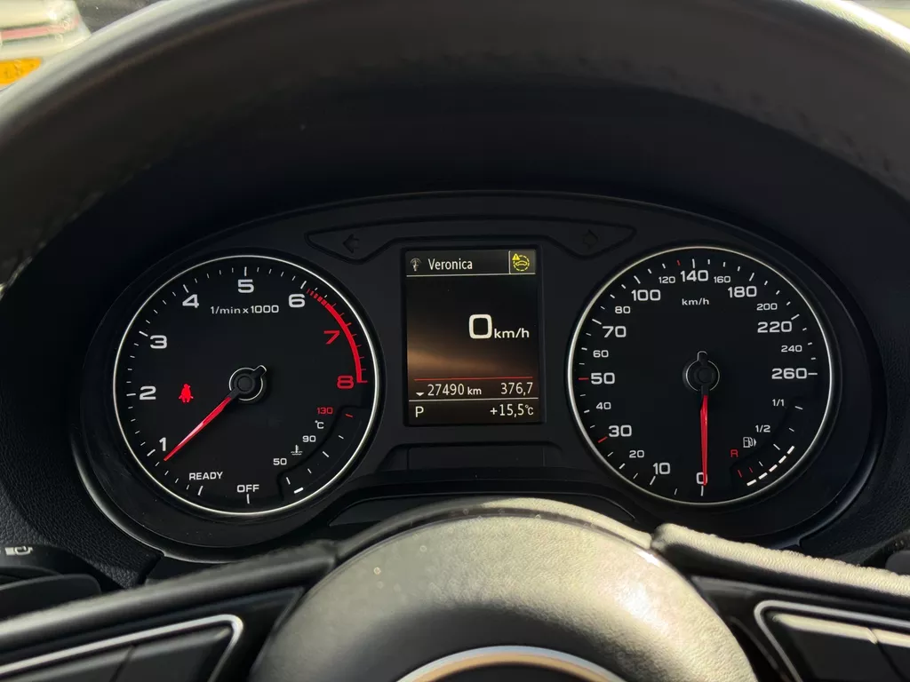 Audi Q2 35 TFSI S-Line * Camera * Keyless * Stoelverwarming Audi Q2 35 TFSI S-Line * Camera * Keyless * Stoelverwarming