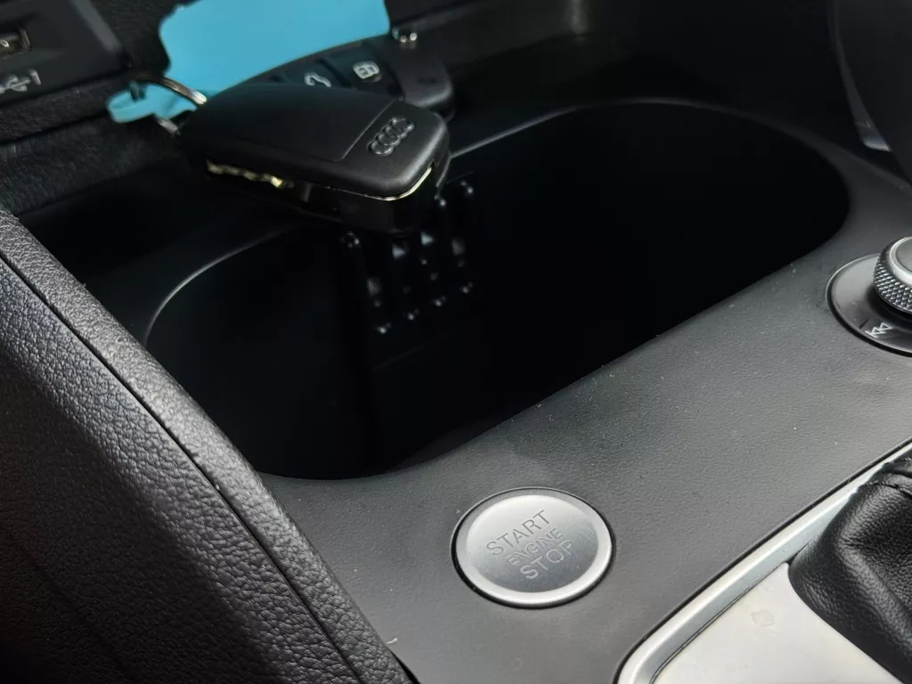 Audi Q2 35 TFSI S-Line * Camera * Keyless * Stoelverwarming Audi Q2 35 TFSI S-Line * Camera * Keyless * Stoelverwarming