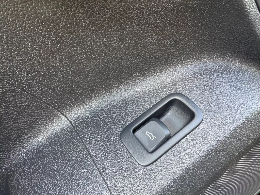 Audi Q2 35 TFSI S-Line * Camera * Keyless * Stoelverwarming Audi Q2 35 TFSI S-Line * Camera * Keyless * Stoelverwarming