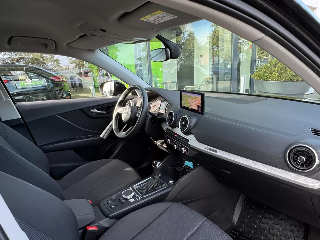 Audi Q2 35 TFSI S-Line * Camera * Keyless * Stoelverwarming Audi Q2 35 TFSI S-Line * Camera * Keyless * Stoelverwarming