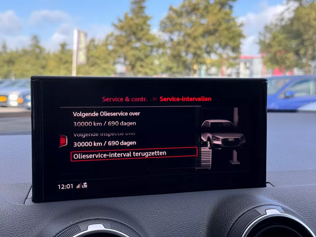 Audi Q2 35 TFSI S-Line * Camera * Keyless * Stoelverwarming Audi Q2 35 TFSI S-Line * Camera * Keyless * Stoelverwarming