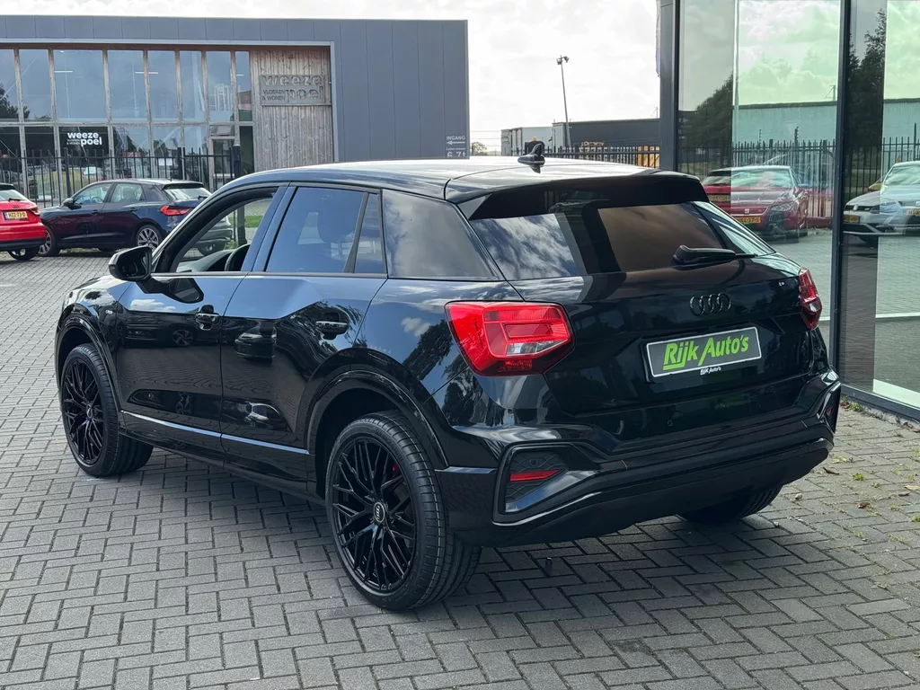 Audi Q2 35 TFSI S-Line * Camera * Keyless * Stoelverwarming Audi Q2 35 TFSI S-Line * Camera * Keyless * Stoelverwarming