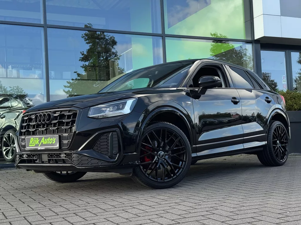 Audi Q2 35 TFSI S-Line * Camera * Keyless * Stoelverwarming Audi Q2 35 TFSI S-Line * Camera * Keyless * Stoelverwarming