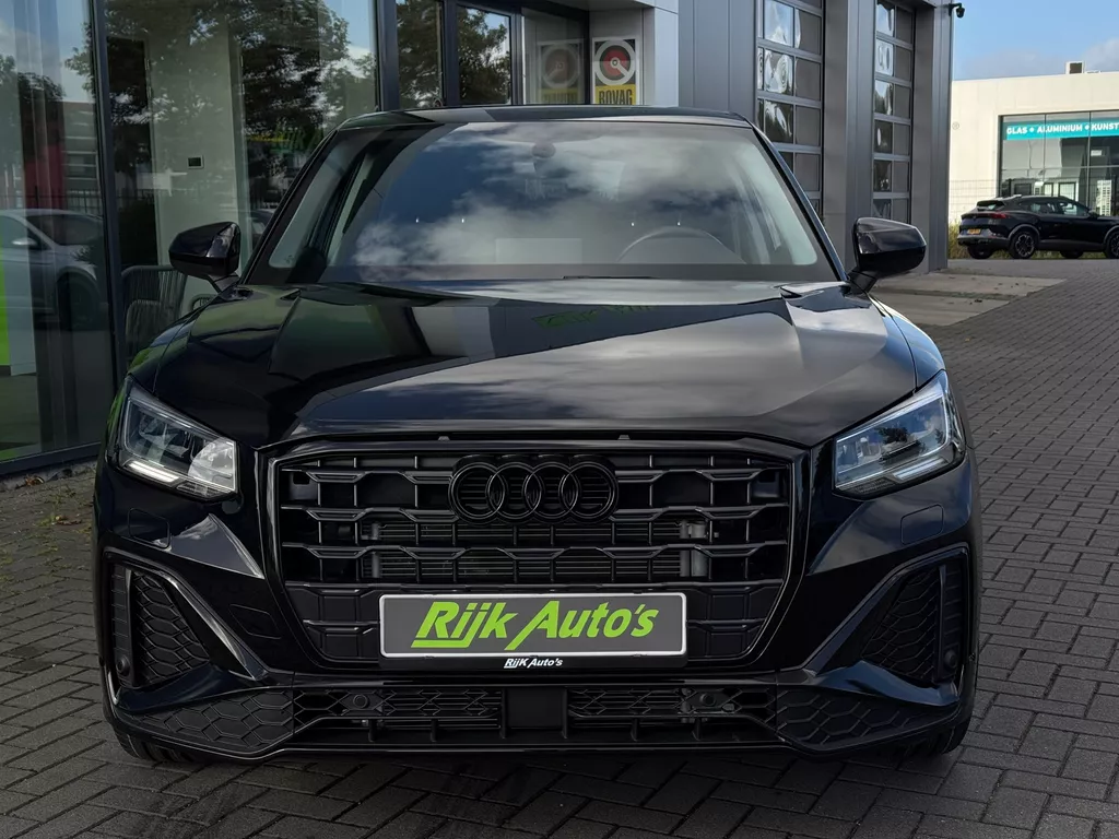 Audi Q2 35 TFSI S-Line * Camera * Keyless * Stoelverwarming Audi Q2 35 TFSI S-Line * Camera * Keyless * Stoelverwarming