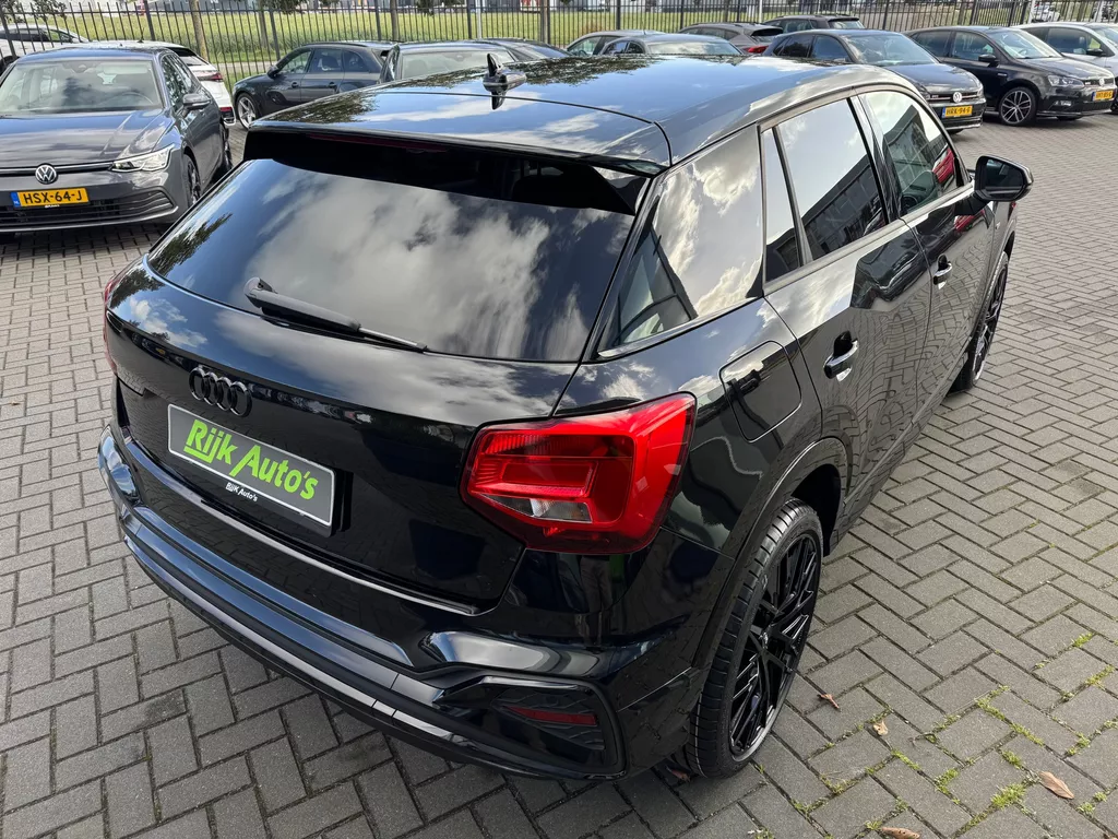 Audi Q2 35 TFSI S-Line * Camera * Keyless * Stoelverwarming Audi Q2 35 TFSI S-Line * Camera * Keyless * Stoelverwarming