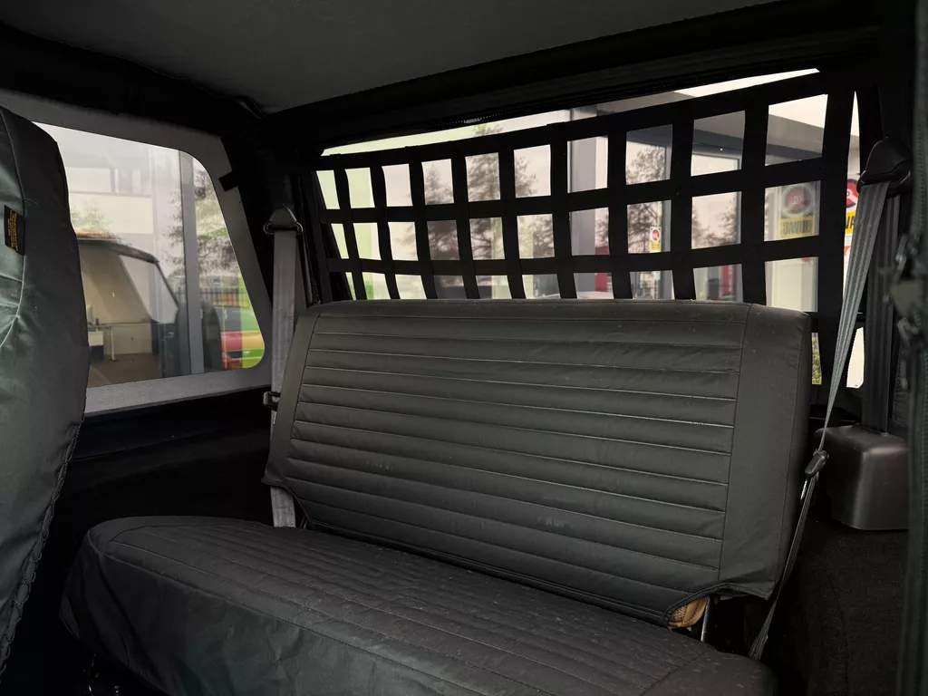 Jeep Wrangler 2.5i Softtop + Hardtop Jeep Wrangler 2.5i Softtop + Hardtop