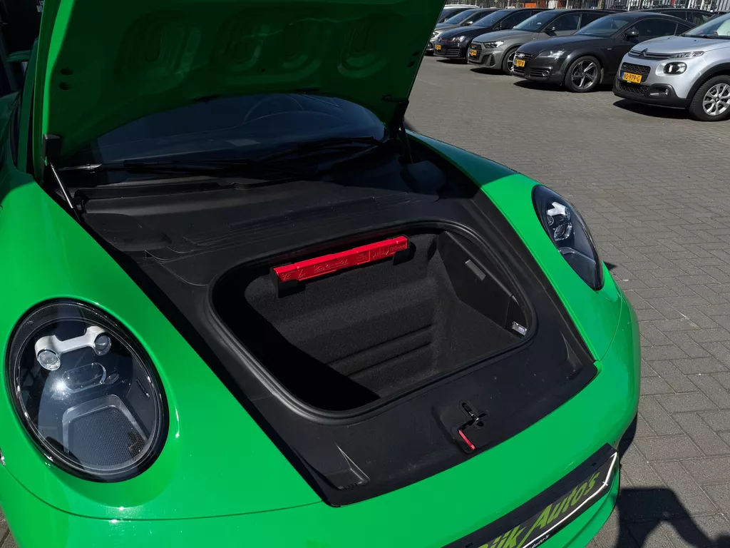 Porsche 992 911 3.0 Carrera * Aerokit * Spyder wheels 21 Porsche 992 911 3.0 Carrera * Aerokit * Spyder wheels 21