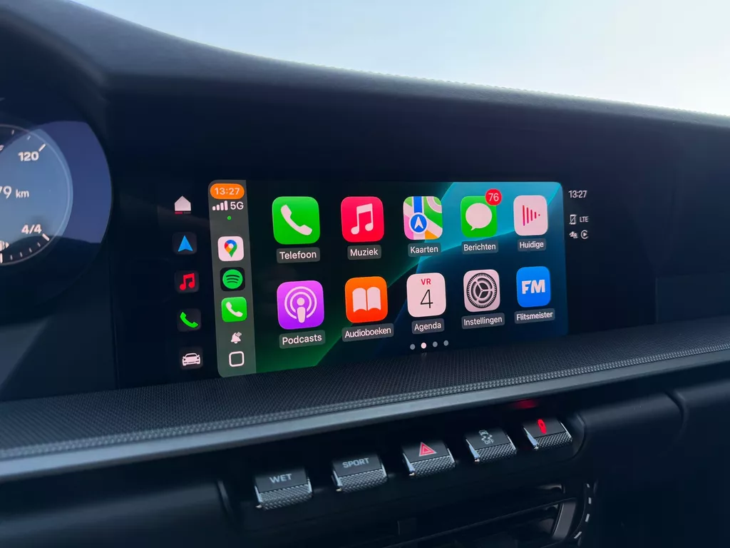 Porsche 992 911 3.0 Carrera * Aerokit * Spyder wheels 21 Porsche 992 911 3.0 Carrera * Aerokit * Spyder wheels 21