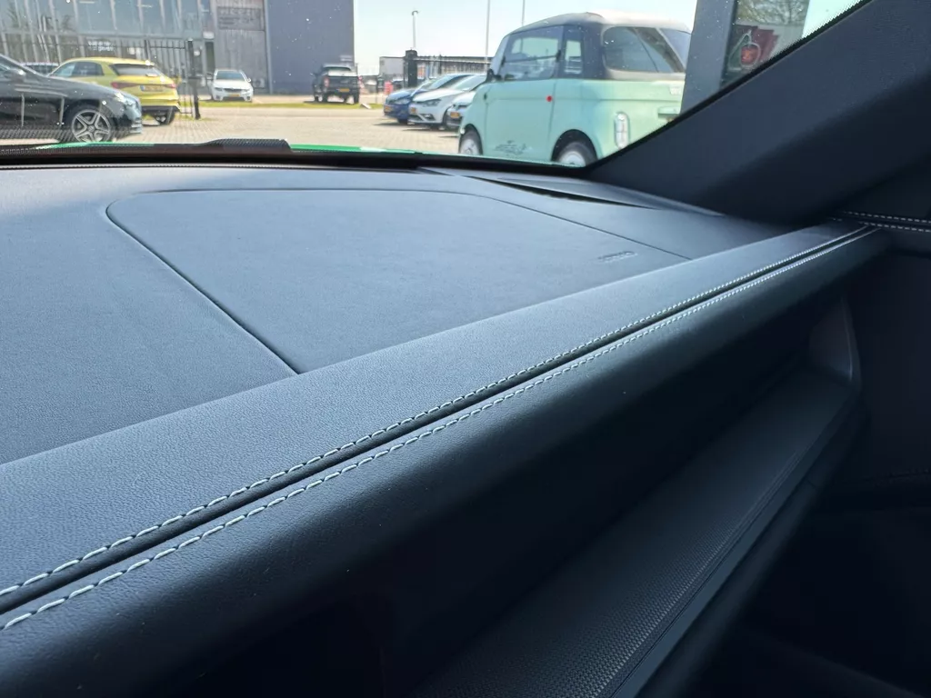 Porsche 992 911 3.0 Carrera * Aerokit * Spyder wheels 21 Porsche 992 911 3.0 Carrera * Aerokit * Spyder wheels 21