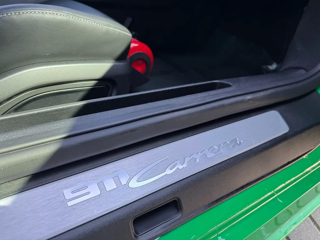 Porsche 992 911 3.0 Carrera * Aerokit * Spyder wheels 21 Porsche 992 911 3.0 Carrera * Aerokit * Spyder wheels 21