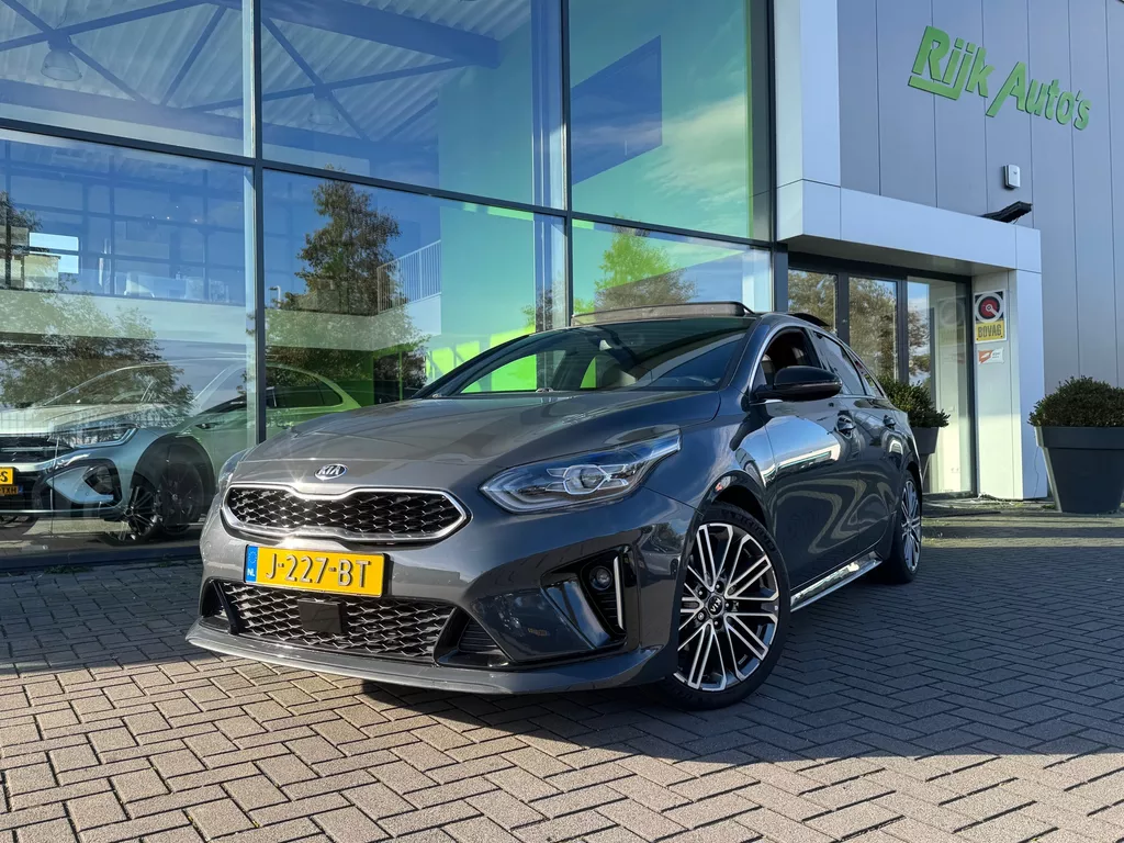 Kia ProCeed 1.4 T-GDI GT-PlusLine * Panoramadak * Camera * Stoel + Stuurverwarming