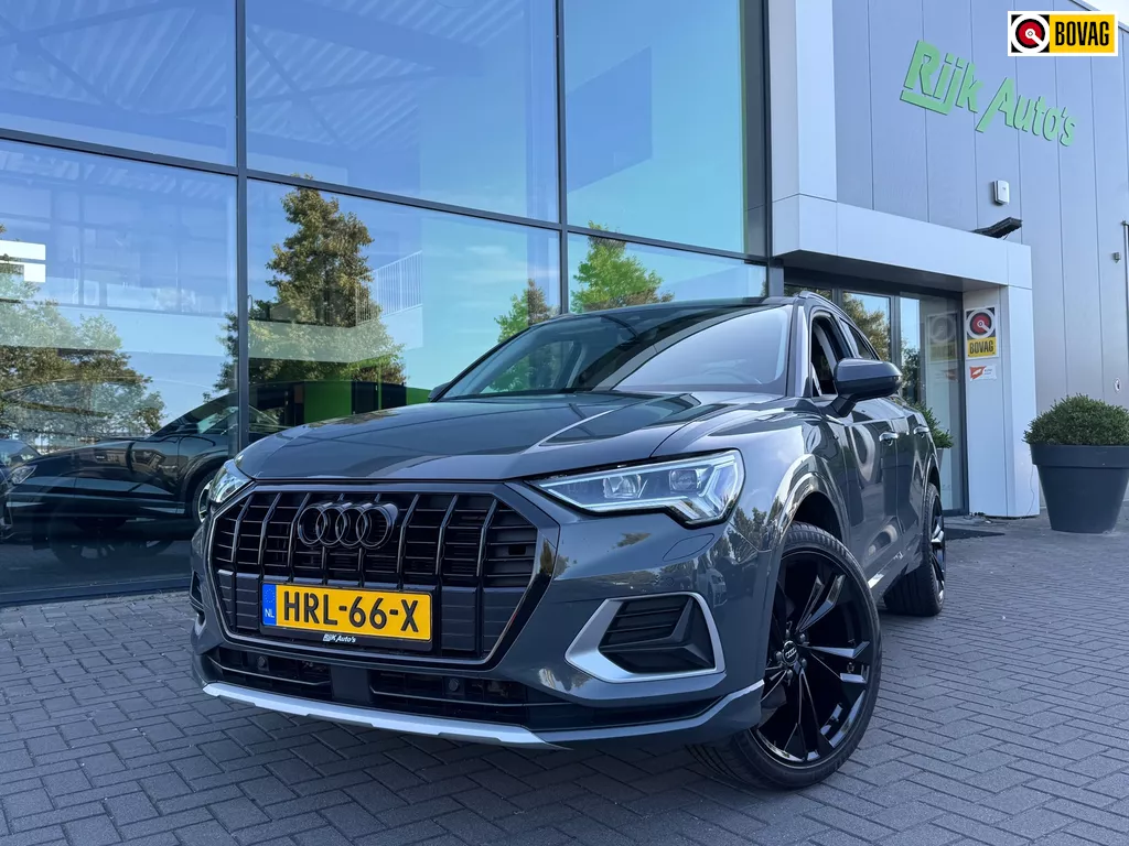 Audi Q3 35 TFSI Advanced * Matrix Led * Keyless * Trekhaak