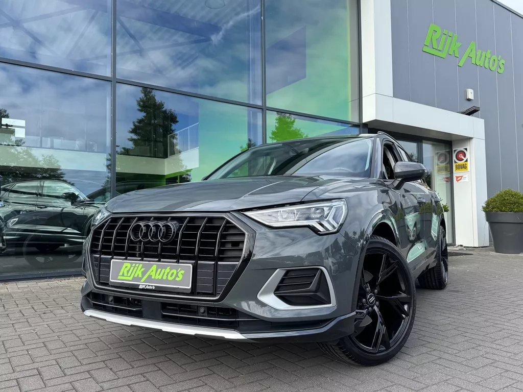 Audi Q3 35 TFSI Advanced * Matrix Led * Stoelverwarming * Adaptive Cruise Control