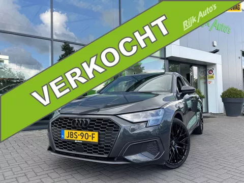 Audi A3 Sportback 40 TFSI e Edition * Stoelverwarming * Camera * Adaptive Cruise Control