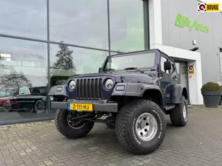 Jeep Wrangler 2.5i Softtop + Hardtop
