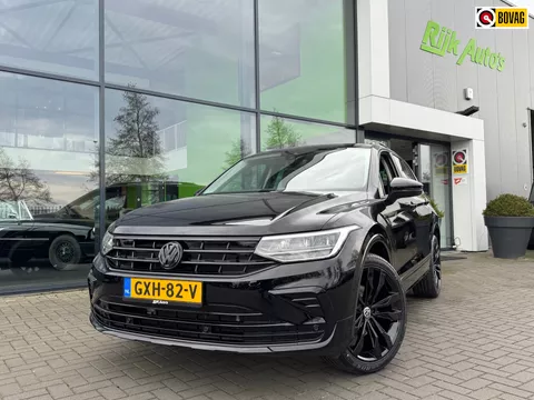 Volkswagen Tiguan 1.5 TSI *Black edition * Camera * Cruise Control * Clima * Sfeerverlichting